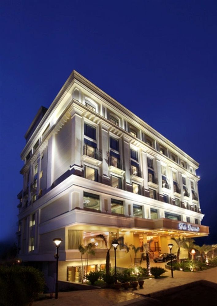 Tuli Imperial Hotel Nagpur Ngoại thất bức ảnh